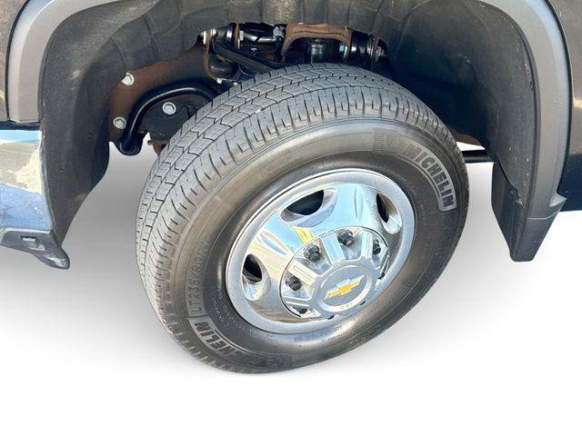 Used 2026 Chevrolet Silverado 3500 LT w/ Leather Package AWD/4WD image 18