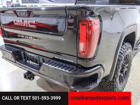 Used 2022 GMC Sierra 2500 Denali w/ Denali Black Diamond Edition image 37