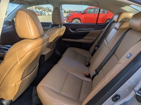 Used 2016 Lexus GS 200t image 30