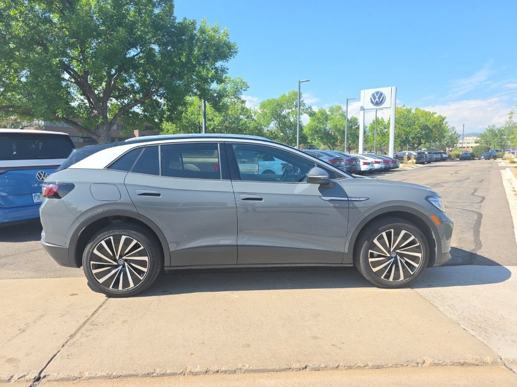 Used 2023 Volkswagen ID.4 Pro S Plus AWD/4WD image 7