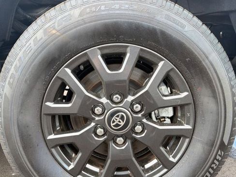 Used 2025 Toyota 4Runner SR5 image 8