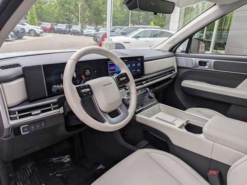 Used 2026 Hyundai Santa Fe SEL AWD/4WD image 14