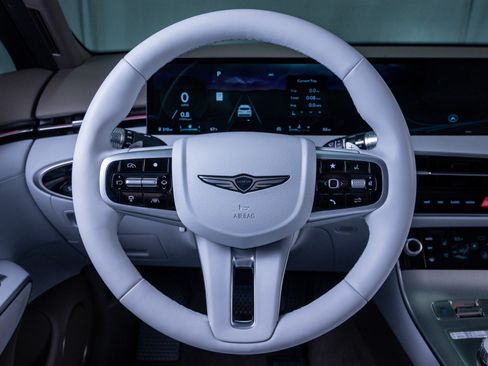 New 2026 Genesis GV70 2.5T Advanced image 15