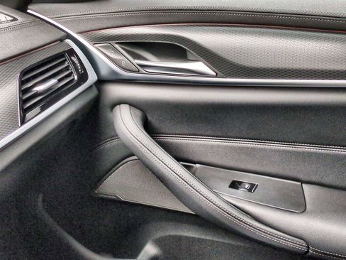 Certified 2023 BMW 540i xDrive w/ M Sport Package image 38