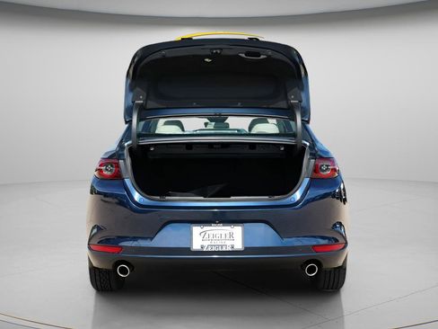 Used 2019 MAZDA MAZDA3 AWD Sedan w/ Premium Package image 10