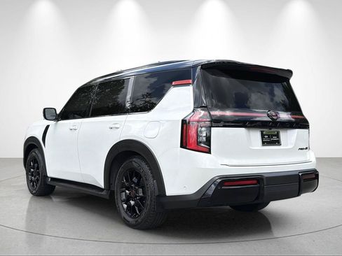 Used 2025 Nissan Armada PRO-4X AWD/4WD image 3