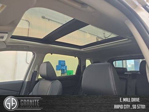 New 2026 Nissan Rogue Platinum w/ Tech Package AWD/4WD image 21