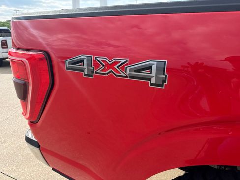 Used 2023 Ford F150 XLT AWD/4WD image 8