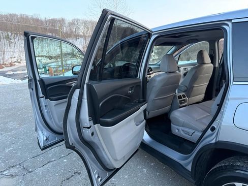 Used 2018 Honda Pilot EX-L image 28
