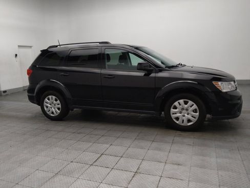 Used 2019 Dodge Journey SE FWD image 11