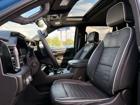 Used 2023 GMC Sierra 1500 AT4X image 20