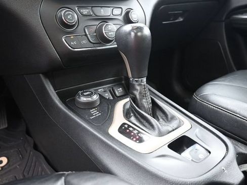Used 2014 Jeep Cherokee Limited AWD/4WD image 27