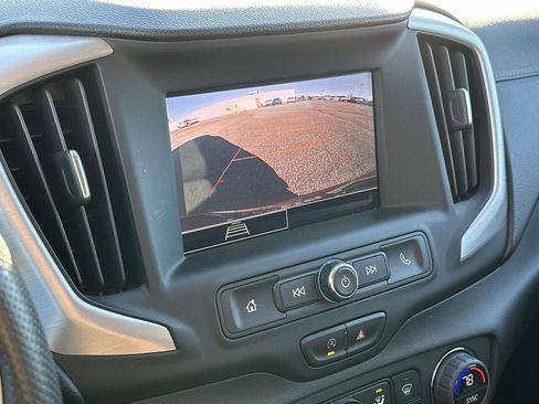 Certified 2023 GMC Terrain SLE w/ Driver Convenience Package image 27