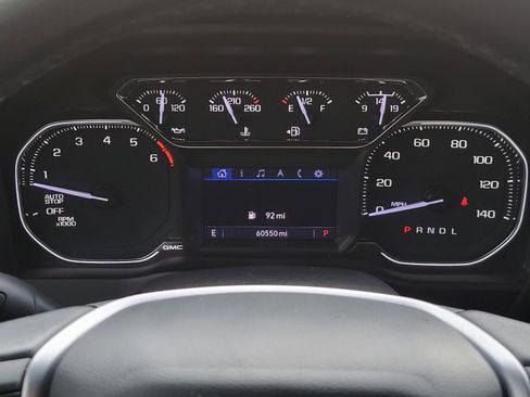 Used 2022 GMC Sierra 1500 SLT image 25