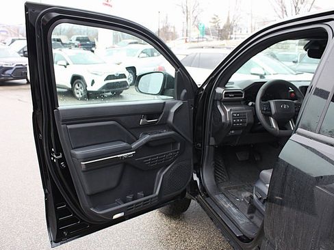 New 2026 Toyota Tacoma TRD Off-Road image 9