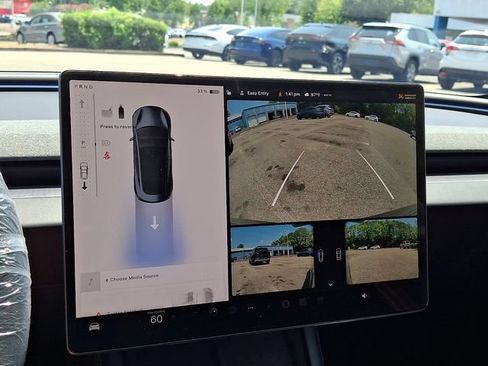Used 2025 Tesla Model 3 Long Range RWD image 18