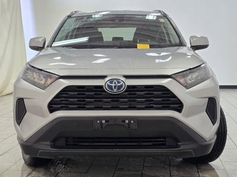 Certified 2021 Toyota RAV4 LE image 9