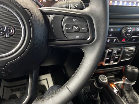 Certified 2023 Jeep Wrangler Unlimited Sport AWD/4WD image 19