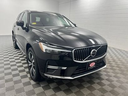 Used 2022 Volvo XC60 B5 Inscription w/ Climate Package