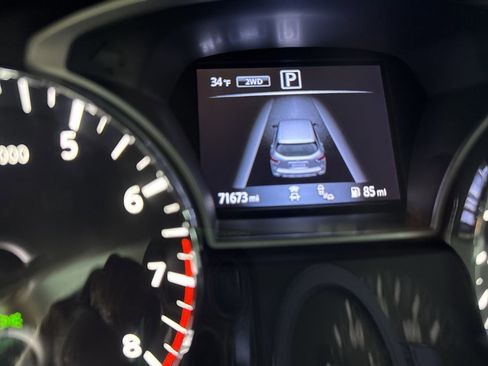 Used 2018 Nissan Pathfinder SL image 30