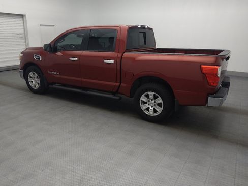 Used 2017 Nissan Titan SV RWD image 3