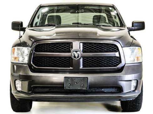 Used 2016 RAM 1500 Express AWD/4WD image 2