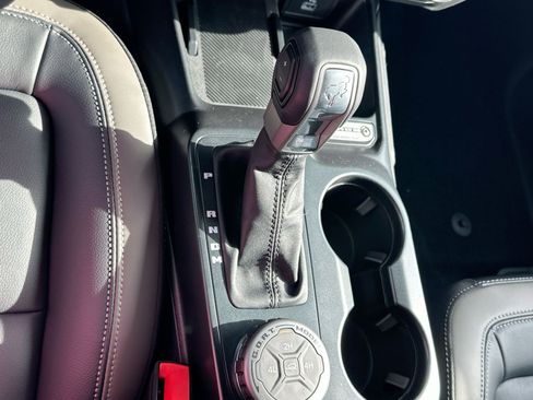 New 2025 Ford Bronco Outer Banks image 24