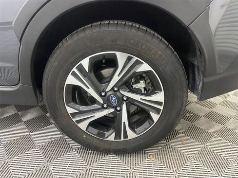 Used 2024 Subaru Crosstrek 2.0i Premium image 20