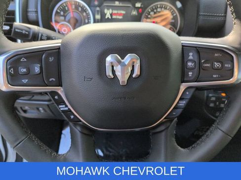 Used 2025 RAM 1500 Laramie AWD/4WD image 11