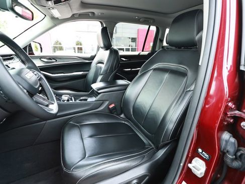 Used 2024 Jeep Grand Cherokee Limited 4xe AWD/4WD image 29
