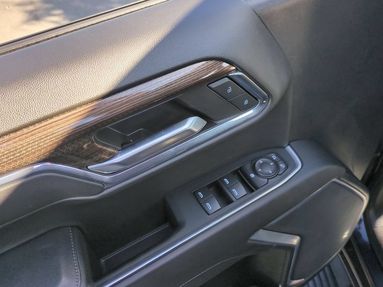 Used 2024 Chevrolet Silverado 1500 LT w/ Protection Package AWD/4WD image 23