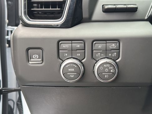 Used 2026 GMC Sierra 1500 Denali Ultimate AWD/4WD image 28
