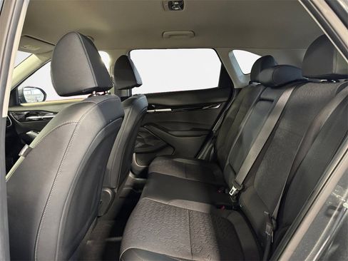 Certified 2024 Kia Seltos S image 24