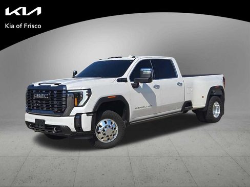 Used 2024 GMC Sierra 3500 Denali Ultimate AWD/4WD image 1