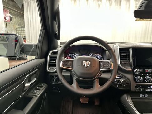 New 2026 RAM 1500 Big Horn AWD/4WD image 13