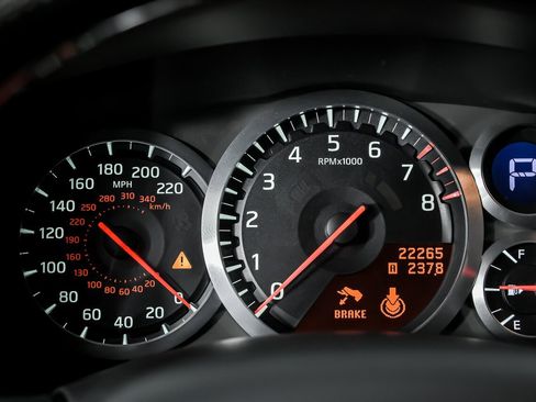 Used 2009 Nissan GT-R Premium image 27