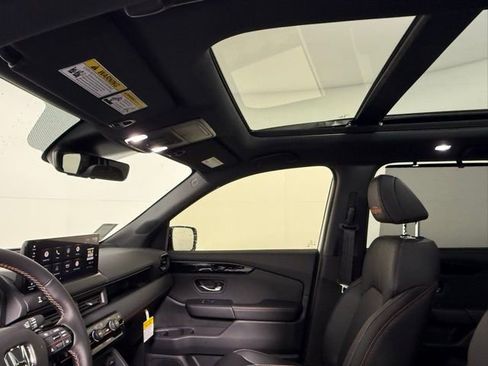 New 2026 Honda Pilot TrailSport image 35