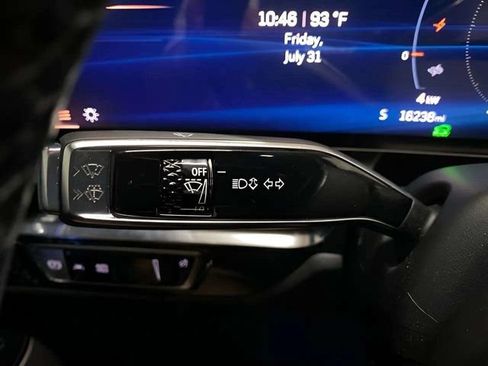 Used 2025 Cadillac Lyriq Luxury RWD image 36