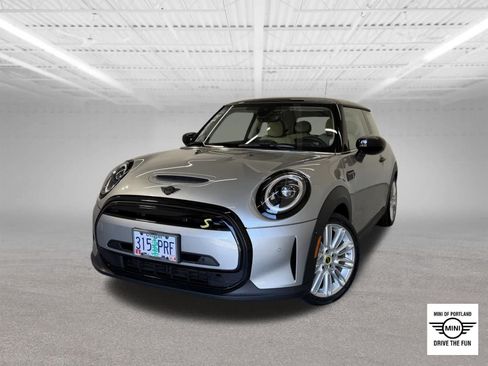 Used 2024 MINI Cooper SE FWD image 1