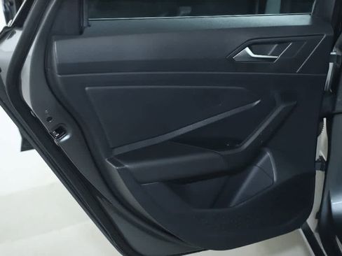 Certified 2021 Volkswagen Jetta SE w/ SE Cold Weather Package image 13