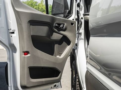 New 2026 Ford Transit 250 Low Roof RWD image 40