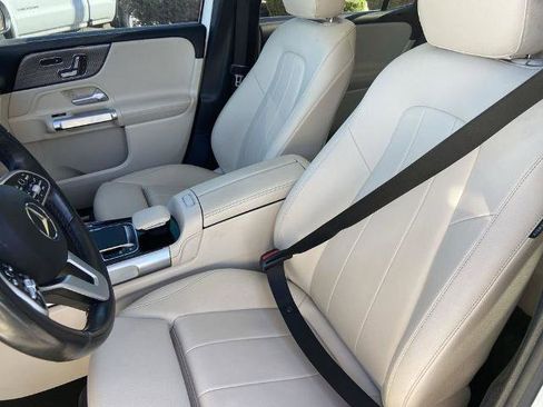 Used 2020 Mercedes-Benz GLB 250 4MATIC image 15
