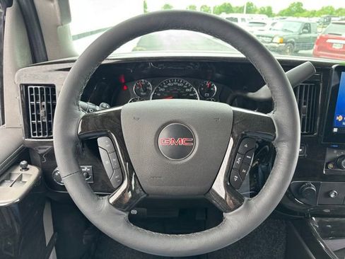 New 2026 GMC Savana 2500 w/ Driver Convenience Package RWD image 31