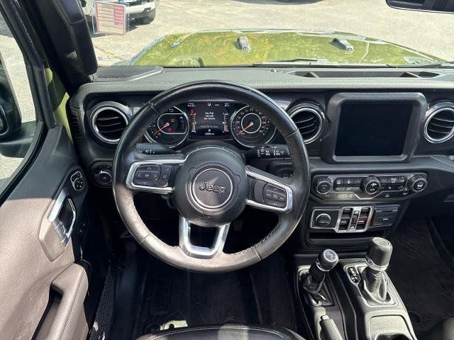 Used 2023 Jeep Wrangler Unlimited Sahara AWD/4WD image 19