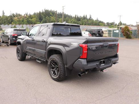 Used 2024 Toyota Tacoma TRD Off-Road w/ TRD Off Road Upgrade Package AWD/4WD image 7