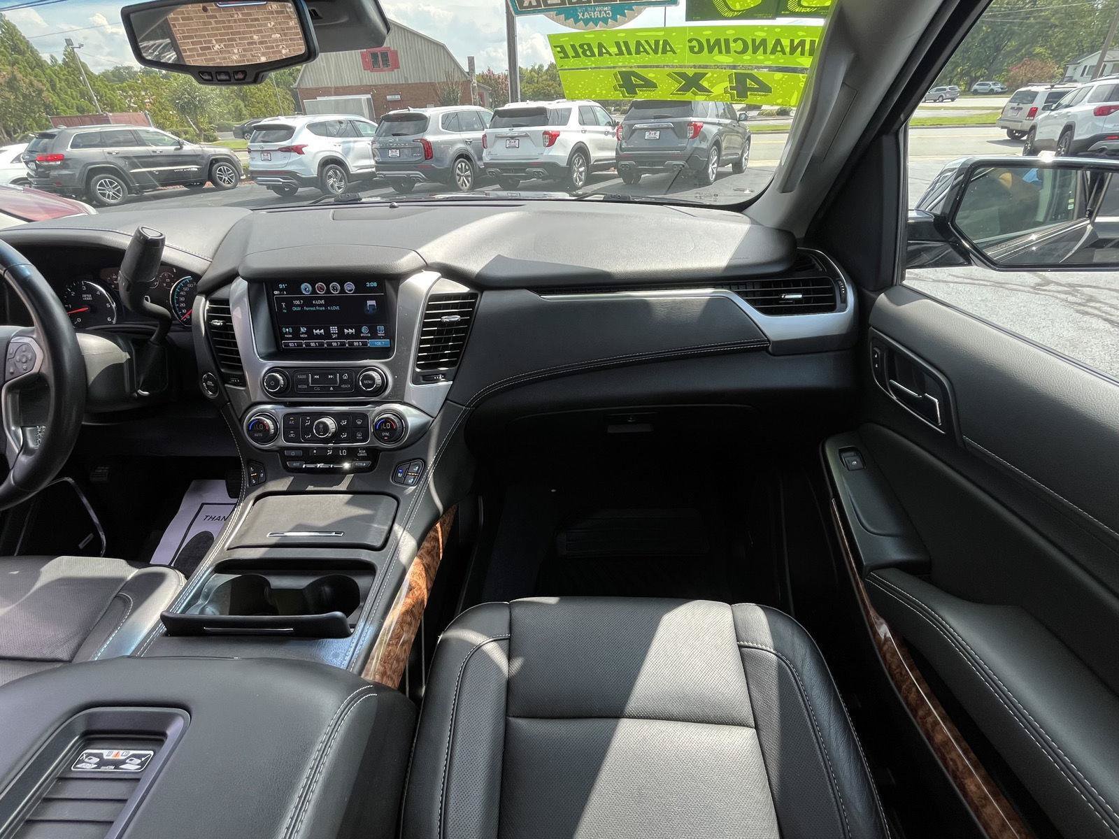 Used 2019 Chevrolet Tahoe Premier AWD/4WD image 15