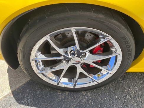 Used 2007 Chevrolet Corvette Z06 w/ Preferred Equipment Group RWD image 36