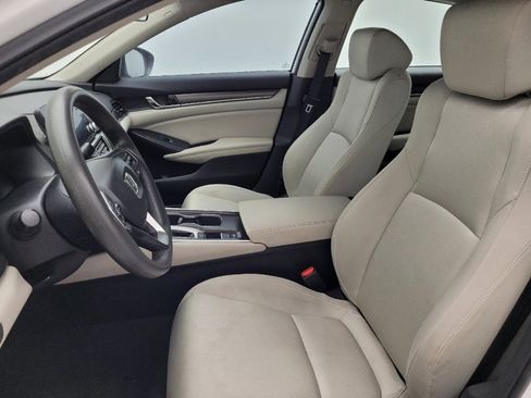 Used 2018 Honda Accord LX image 17