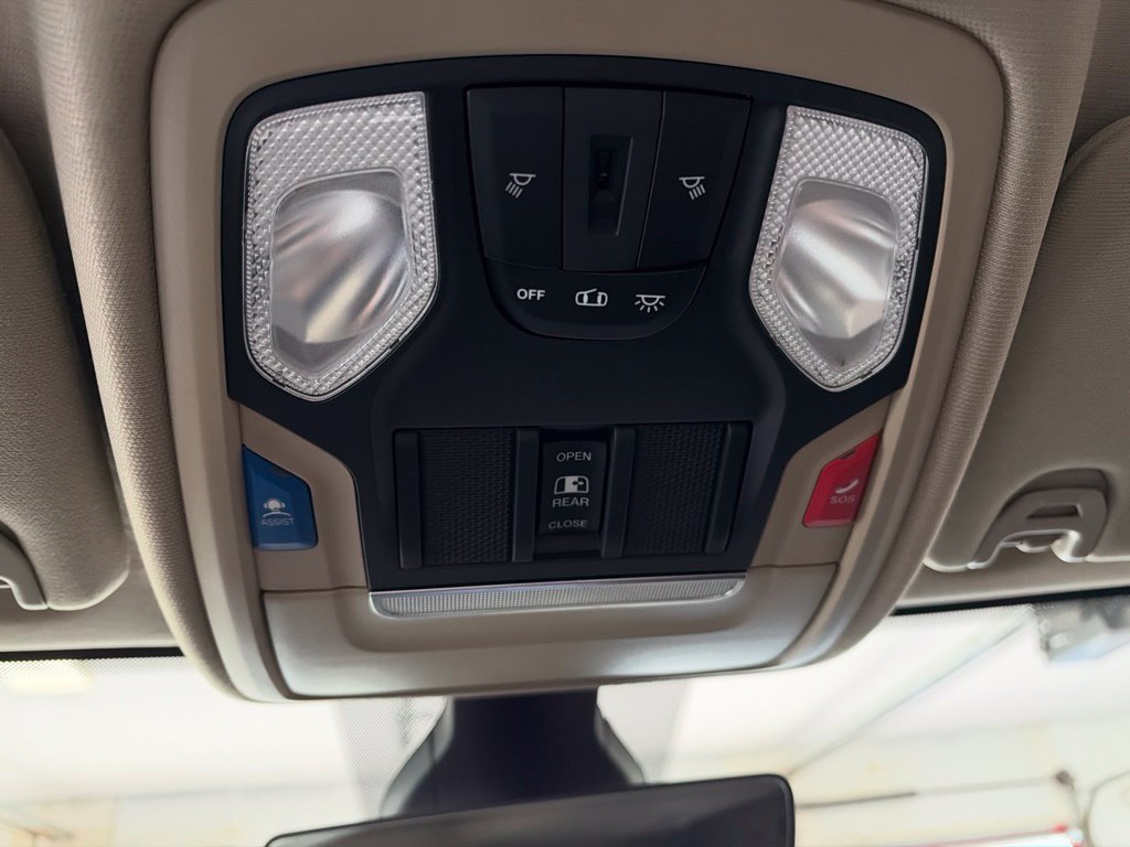 Used 2019 RAM 3500 Big Horn AWD/4WD image 19
