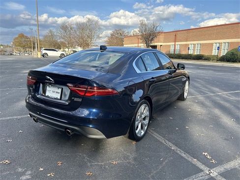 Used 2020 Jaguar XE S image 18